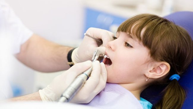 دكتور اسنان للأطفال في الرياض