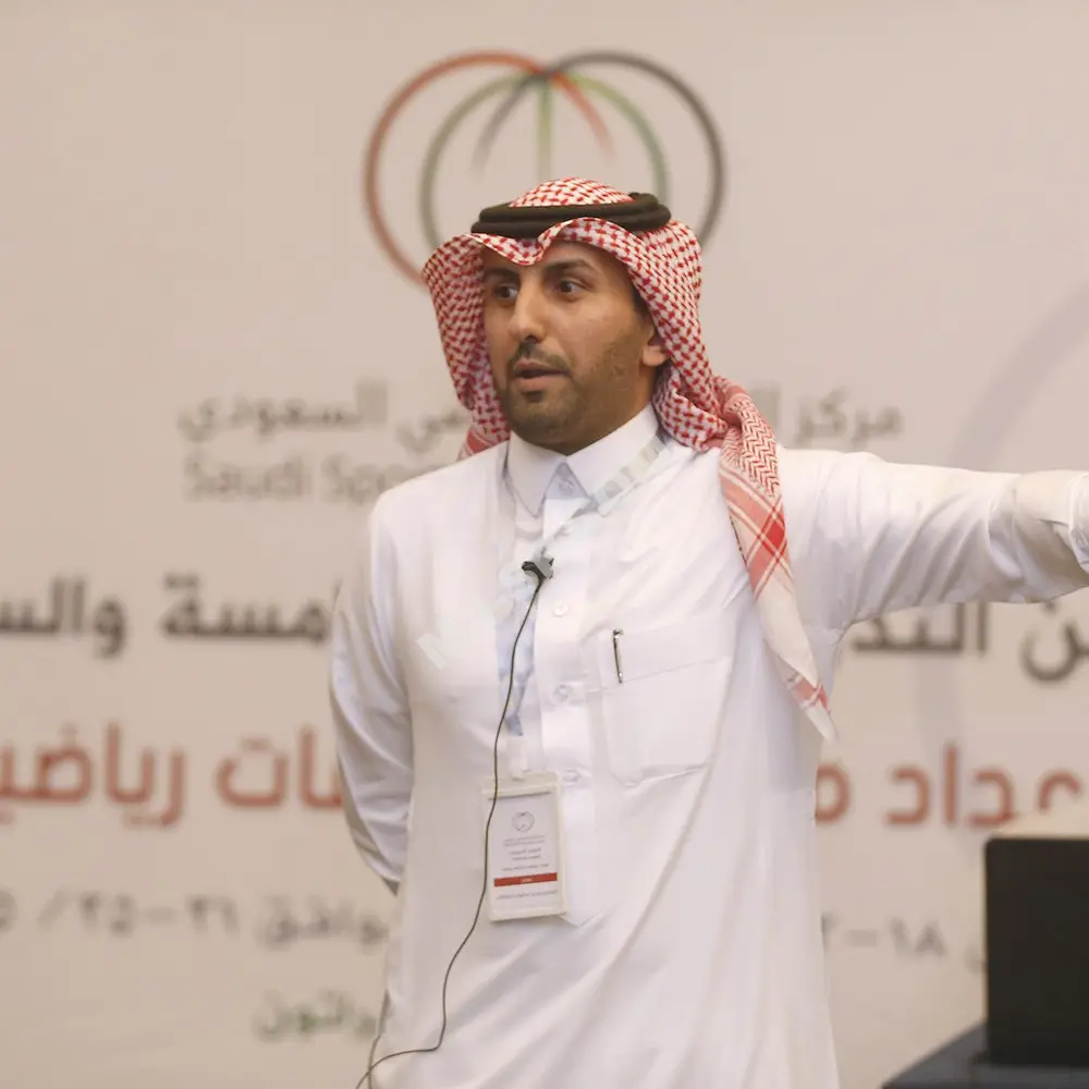 من هو بندر الحميداني رئيس لجنة الانضباط السعودية السيرة الذاتية ويكيبيديا تفاصيل كاملة